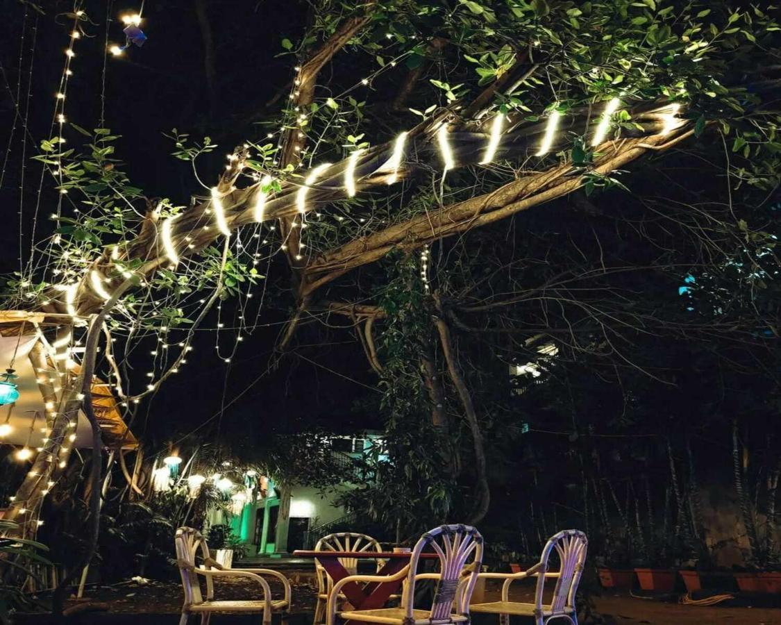 Piggy Calangute By Urban Nomads - Dorms & Pvt Rooms GOA Exterior foto
